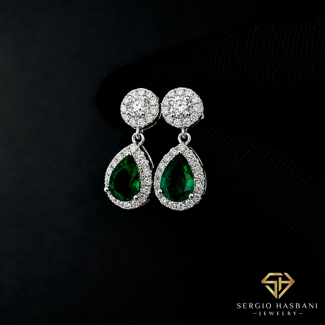 10K EMA ROYAL VVS Lab Diamond & Emerald Earrings