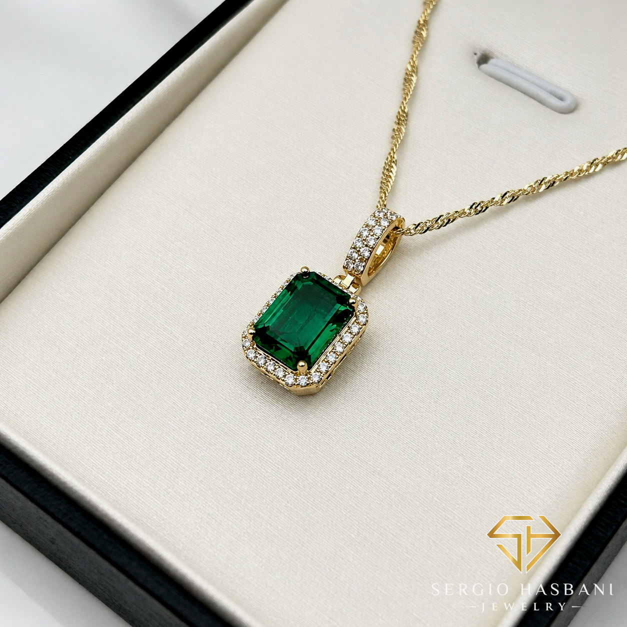 10K EMIRI Lab Diamond & Emerald Necklace