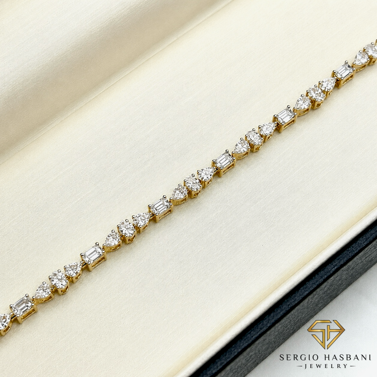 10K EMOPARA VVS Lab Diamond Bracelet