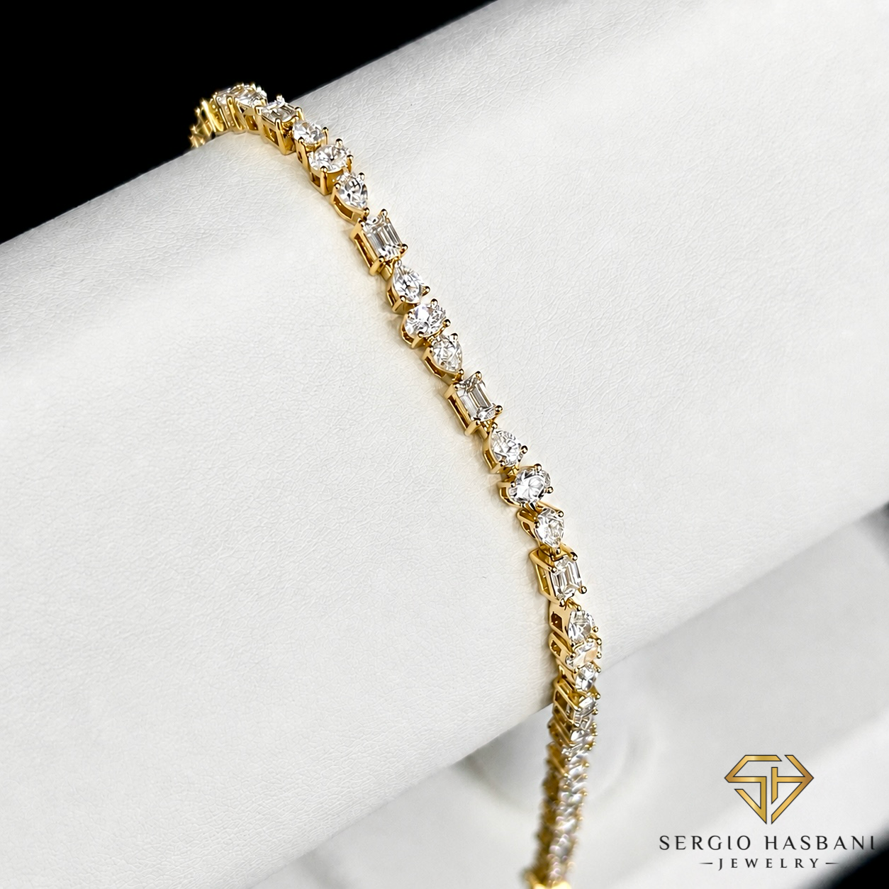 10K EMOPARA VVS Lab Diamond Bracelet