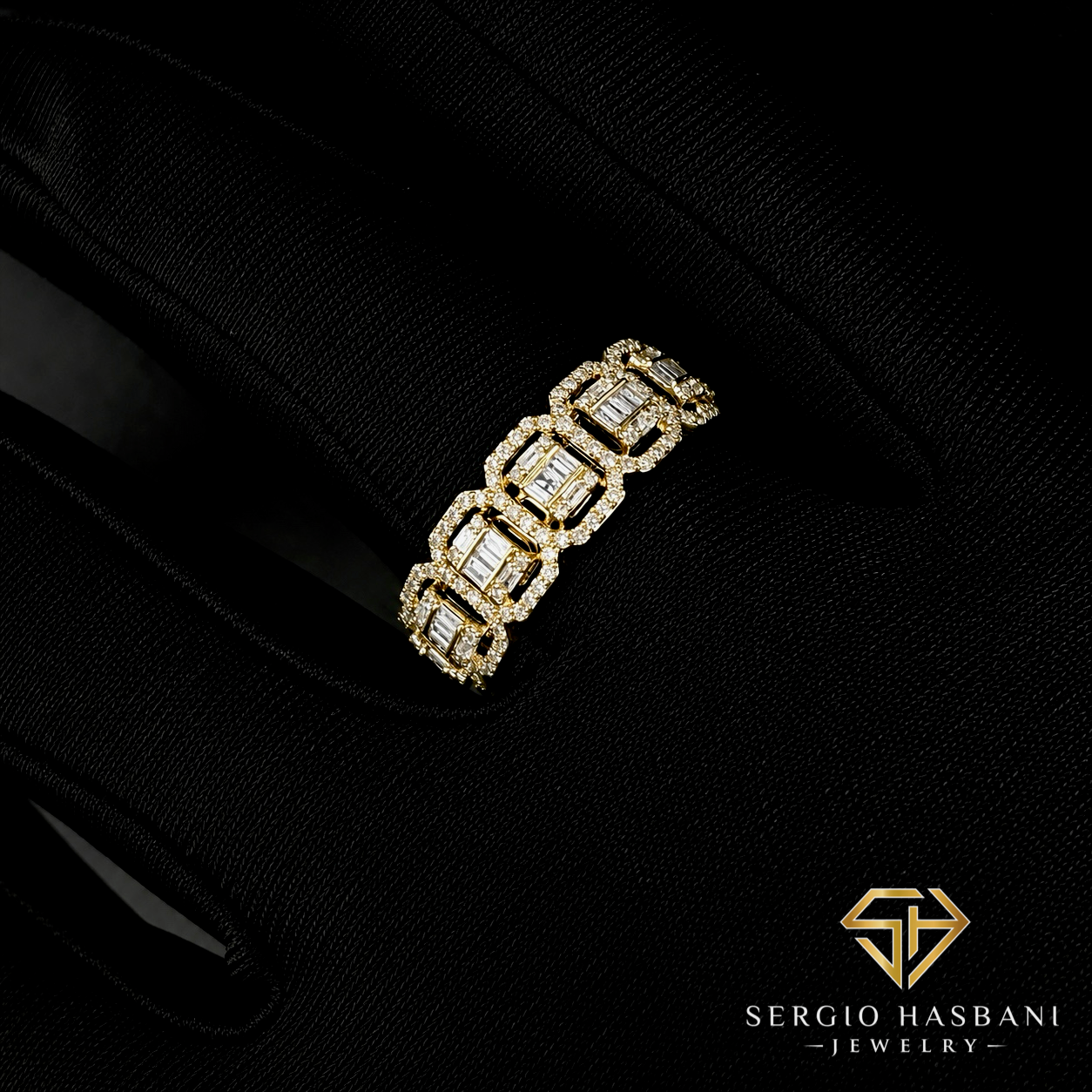 10K ETERNAL Diamond Ring