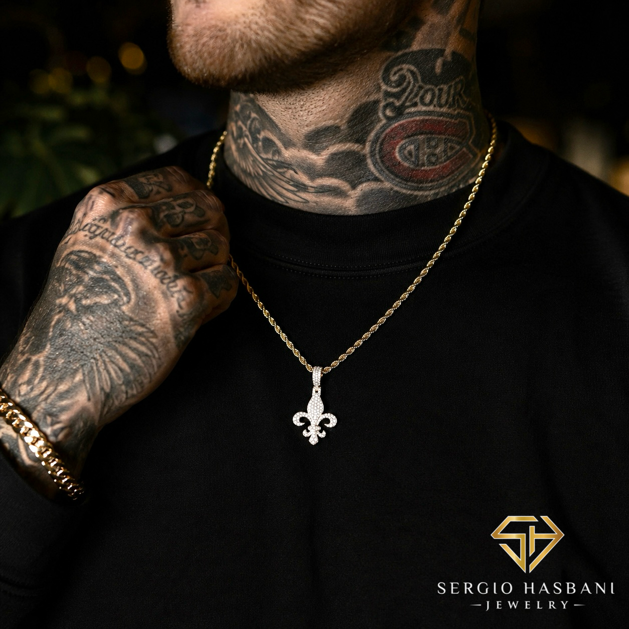 10K FLEUR DE LYS Diamond Pendant