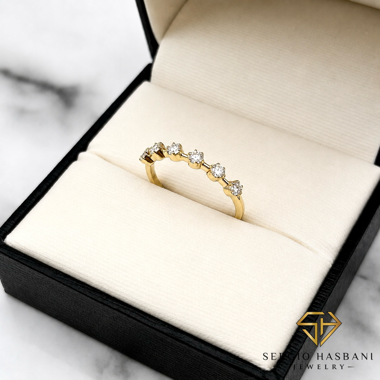 10K FLOATY VVS Lab Diamond Ring