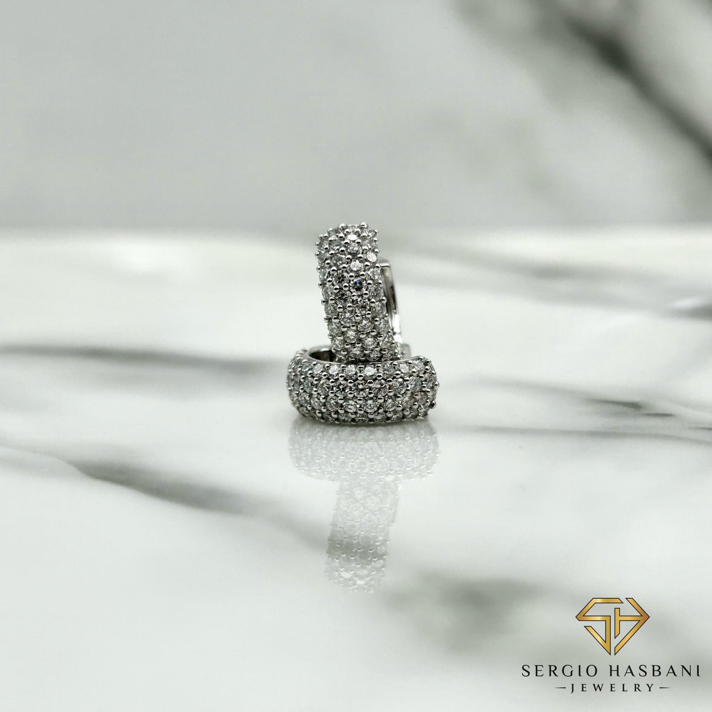 10K FLOSS VVS Lab Diamond Earrings