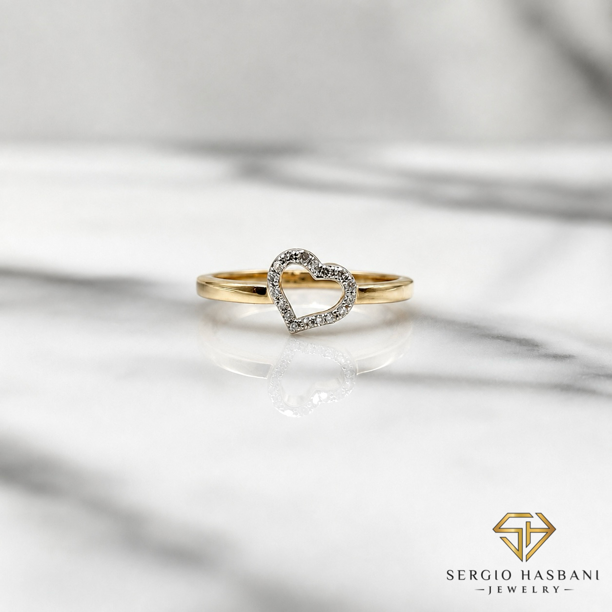 10K HEART1 Diamond Ring