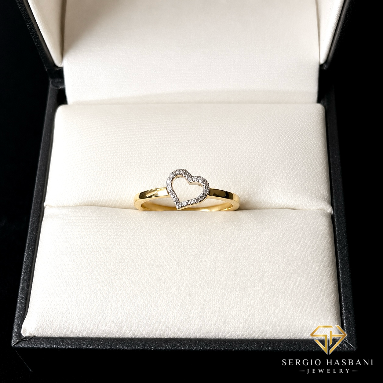 10K HEART1 Diamond Ring