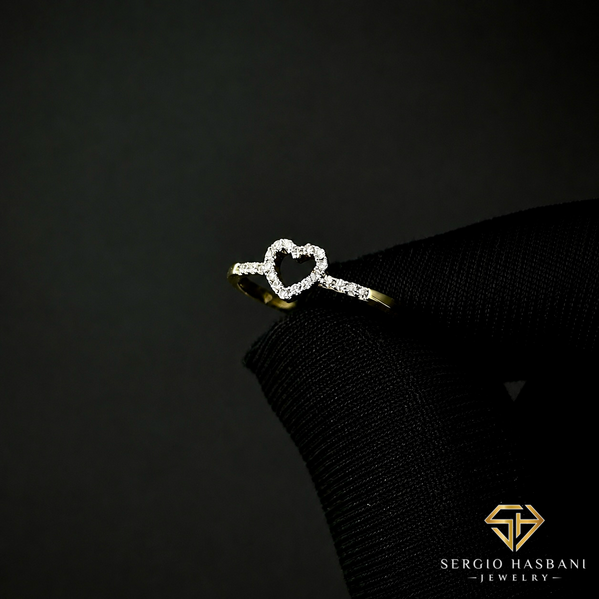 10K HEART6 Diamond Ring