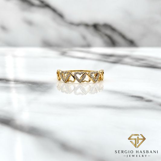 10K HEARTS1 Diamond Ring