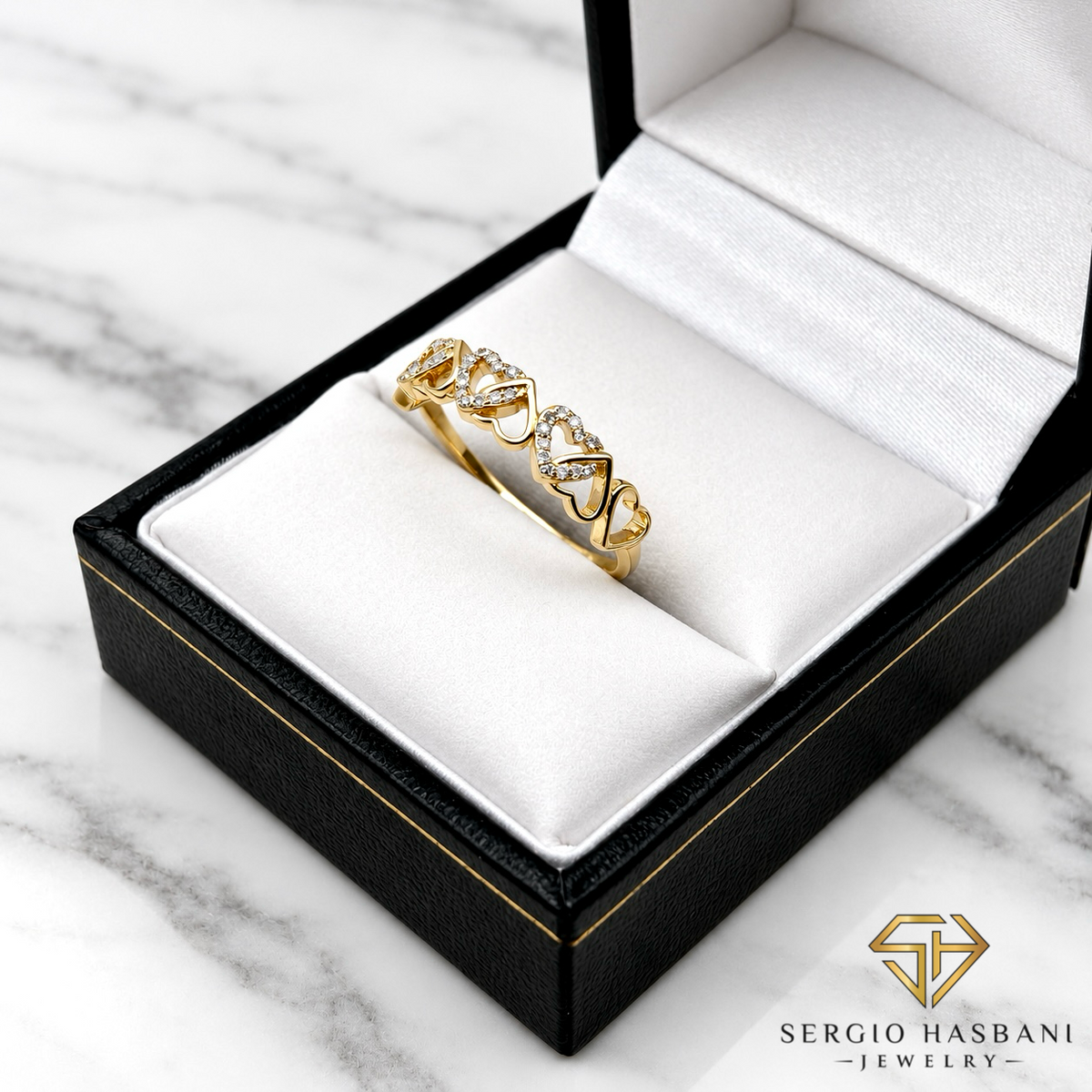 10K HEARTS1 Diamond Ring