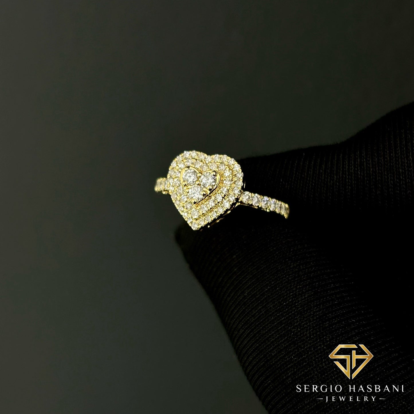 10K HEART Diamond Ring