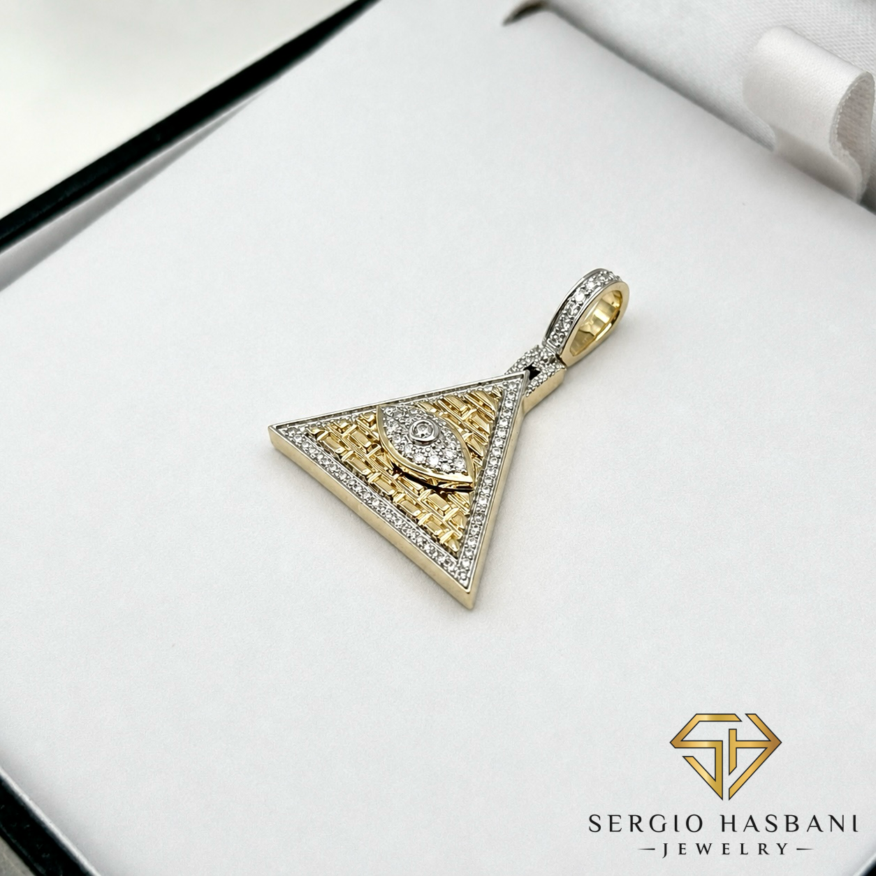 10K ILLUMINATI Diamond Pendant
