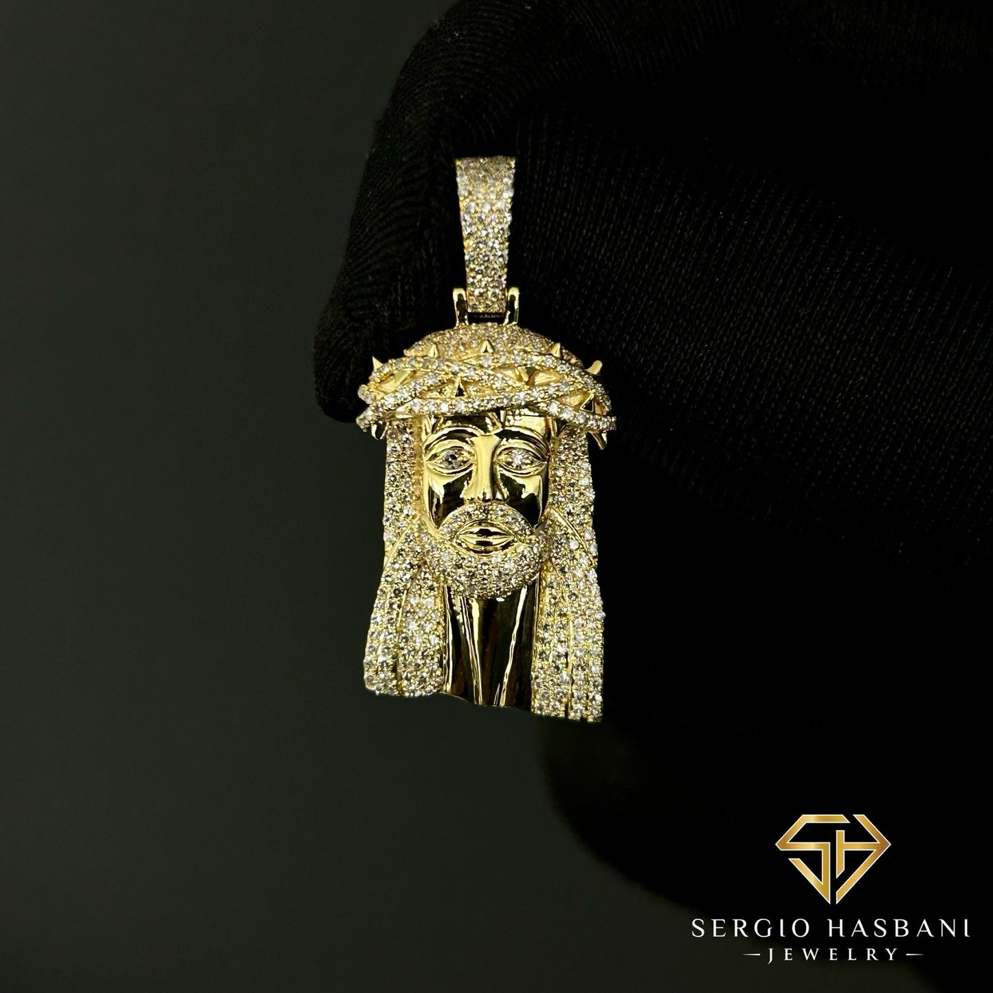 10K JESUS1 Diamond Pendant