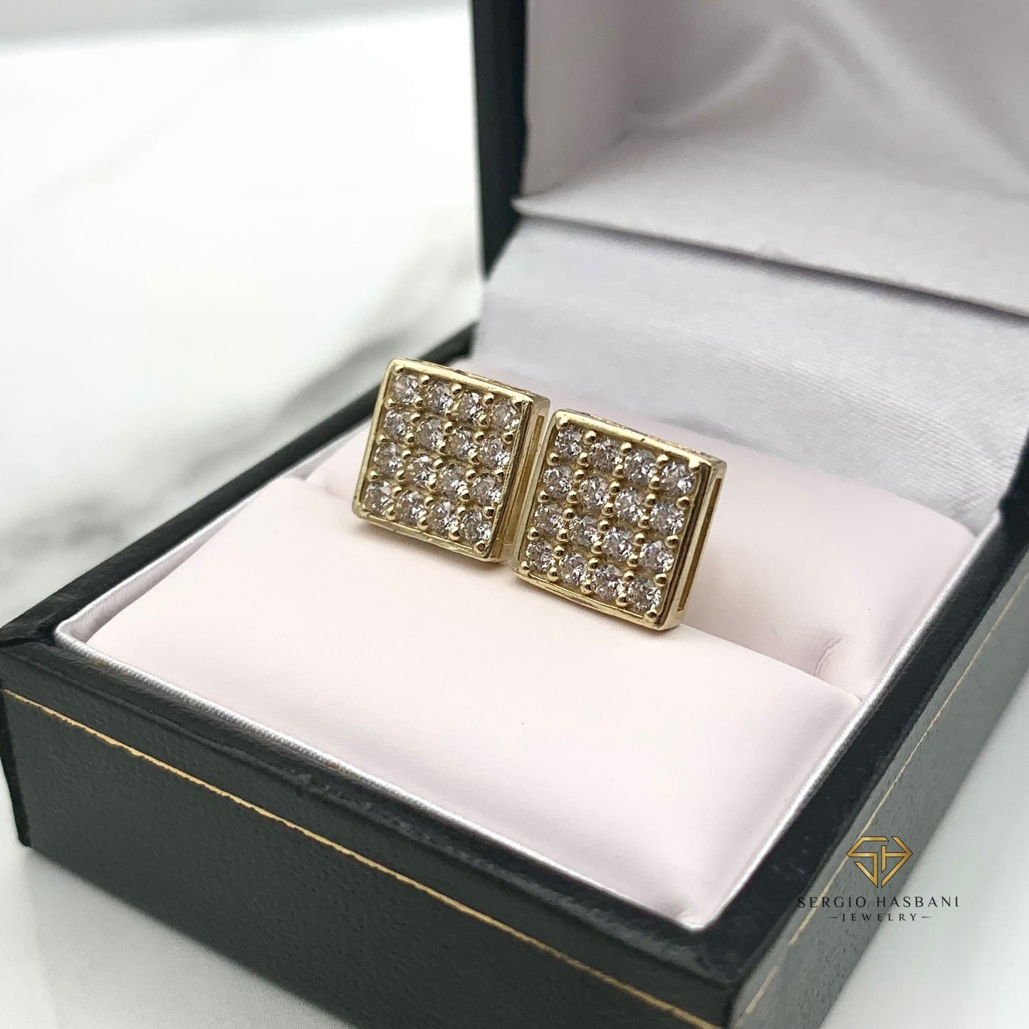 10K KANDU Stud Earrings