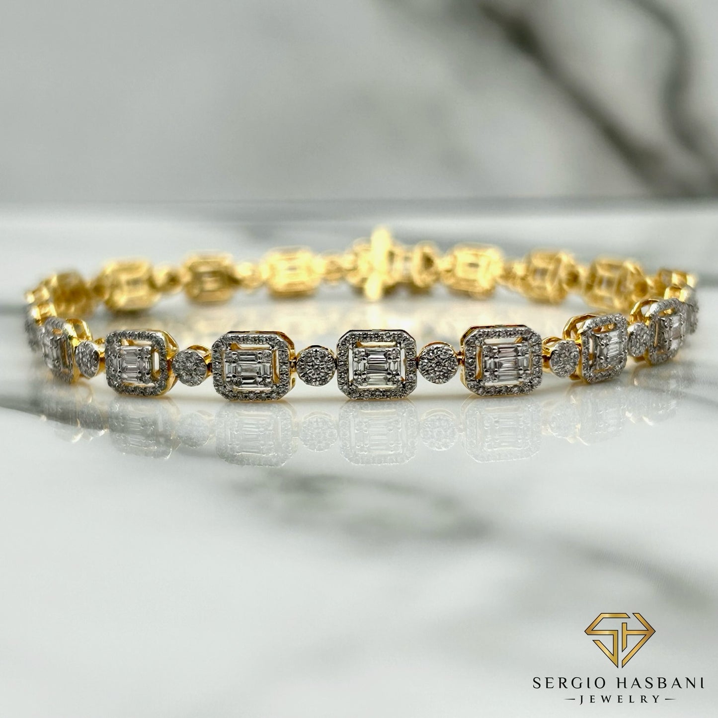 10K KATARI VVS/VS Lab Diamond Bracelet