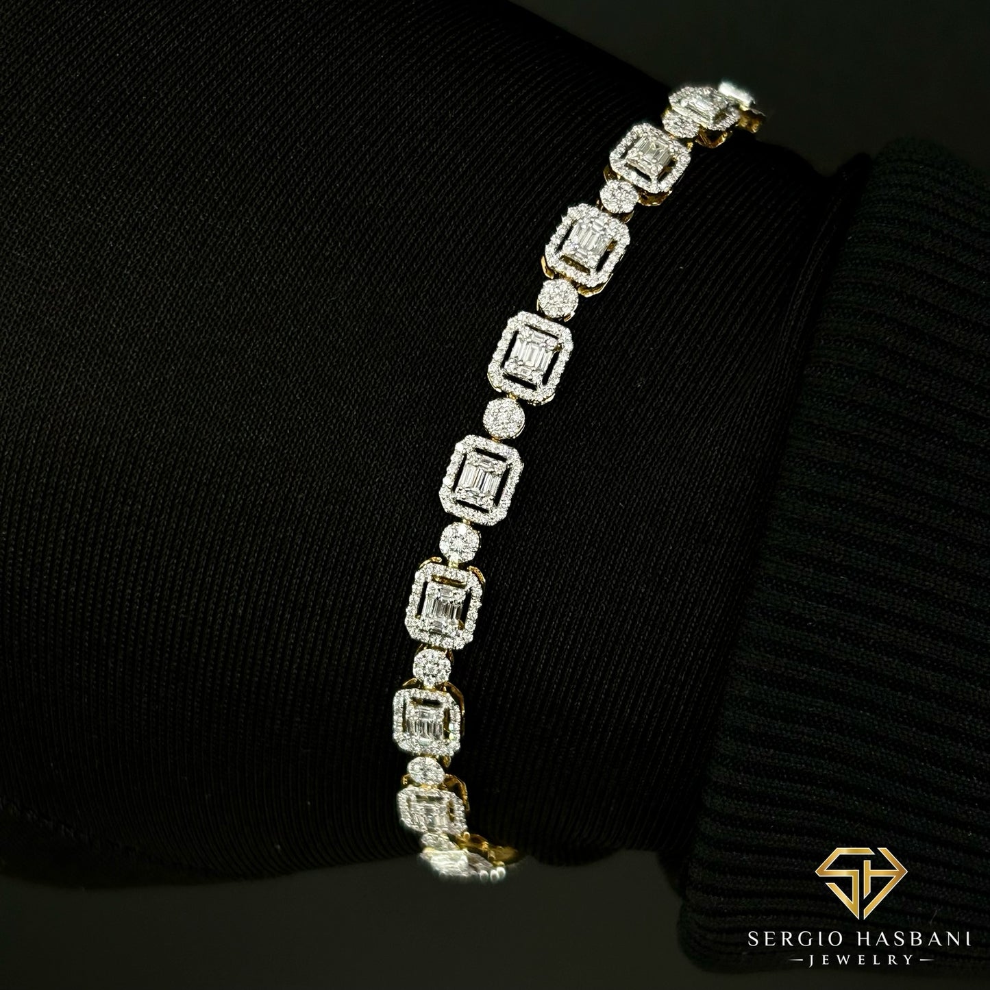 10K KATARI VVS/VS Lab Diamond Bracelet