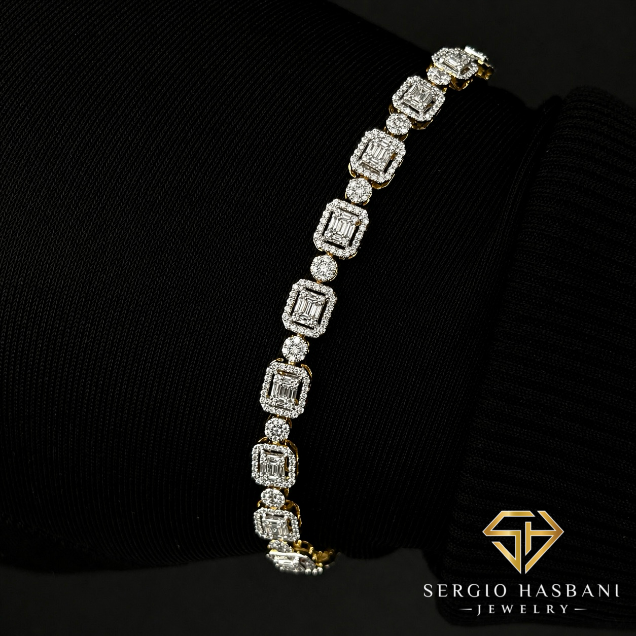 10K KATARI VVS/VS Lab Diamond Bracelet