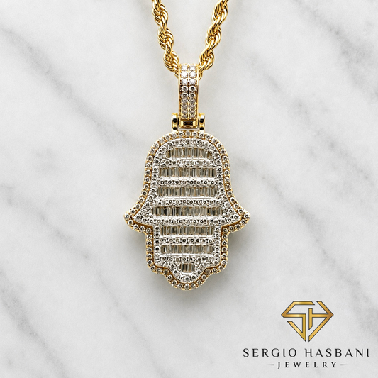 10K KHAMSA3 Diamond Pendant