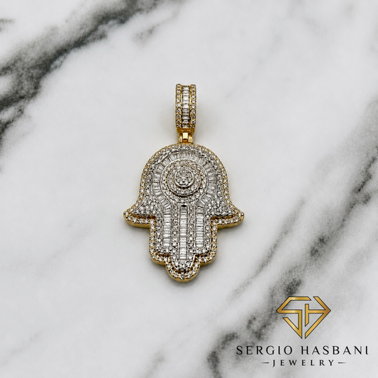 10K KHAMSA Diamond Pendant