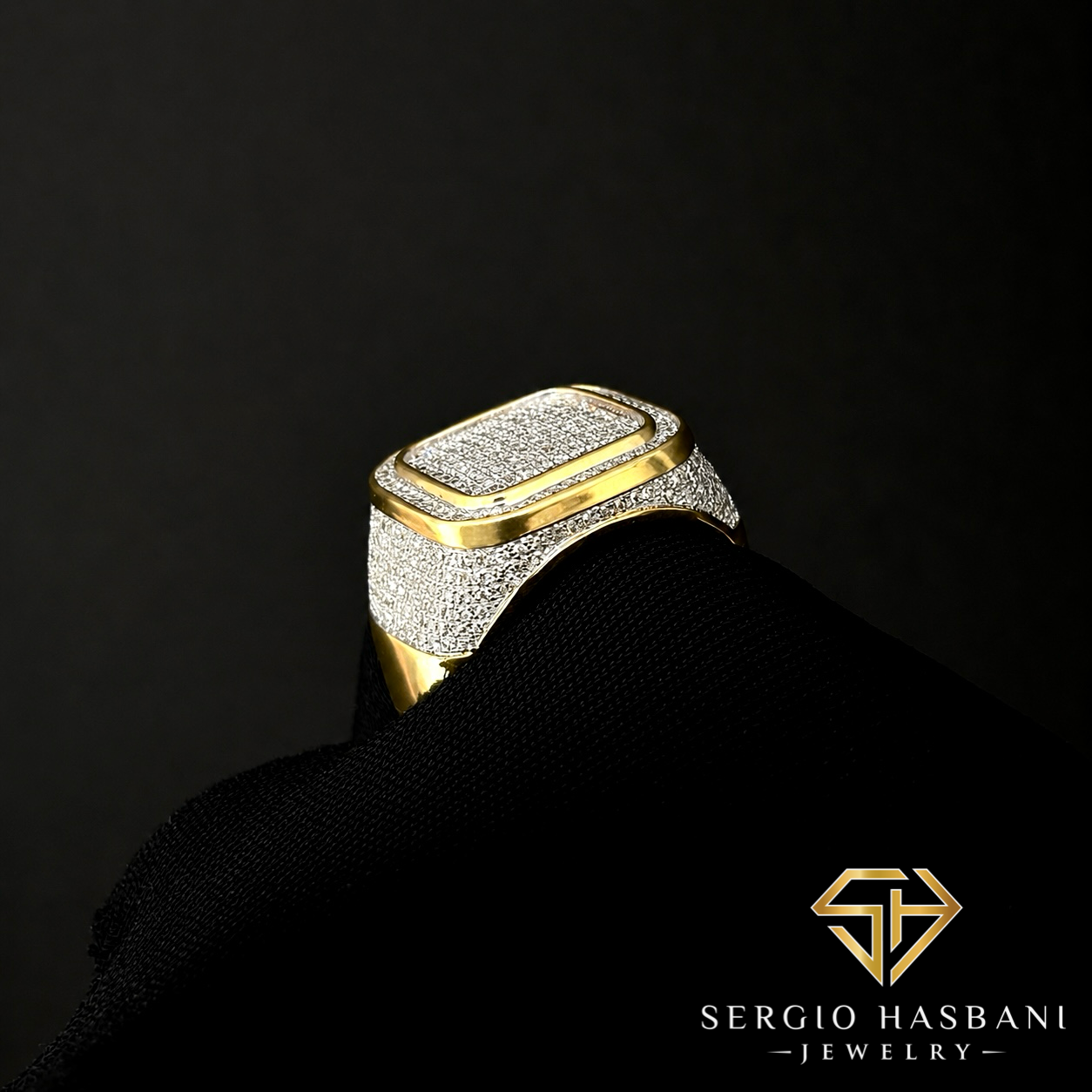10K KWADD Diamond Ring