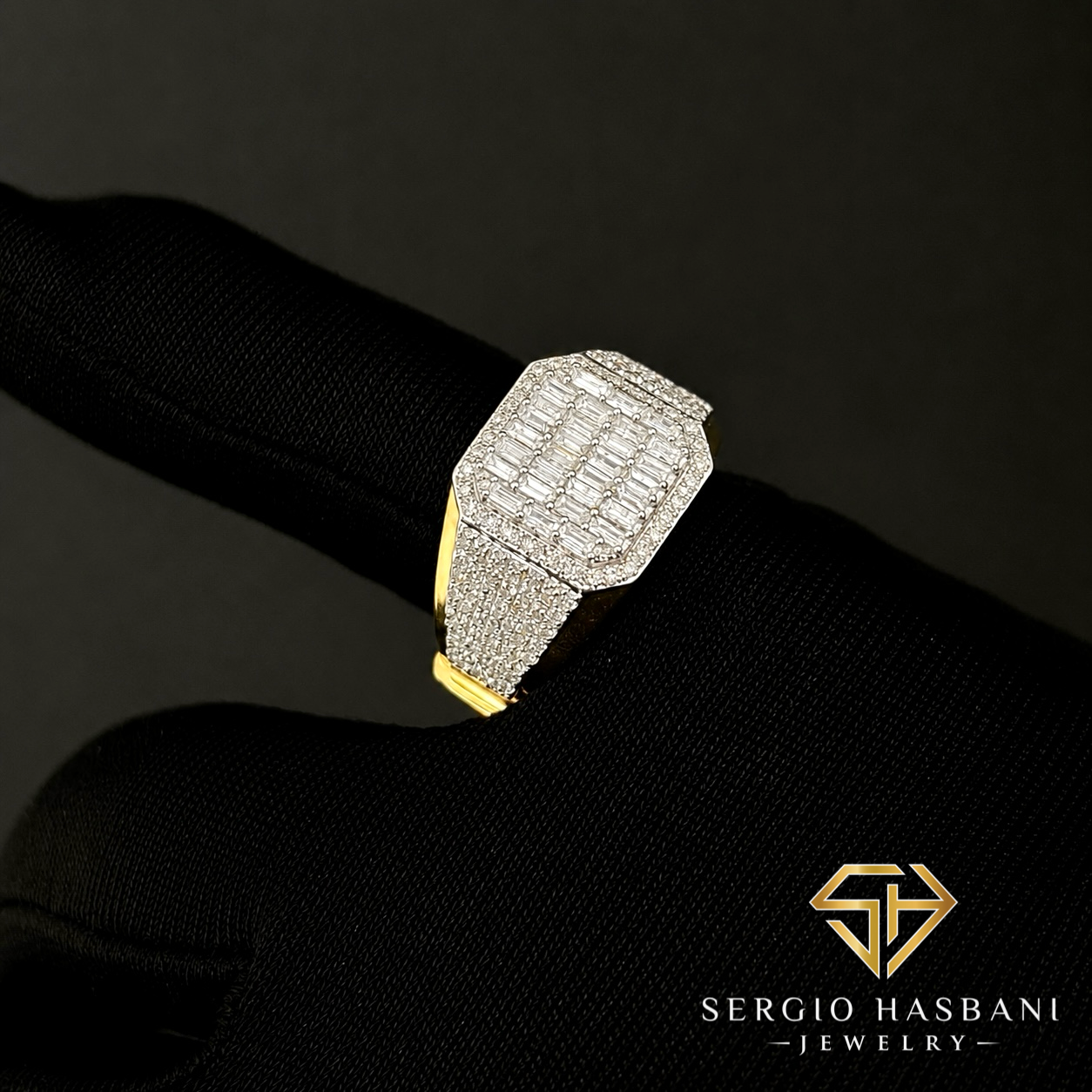 10K LEGANTE Diamond Ring