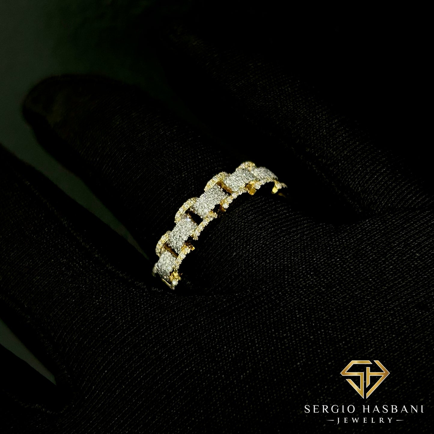 10K LEXXOR Diamond Ring