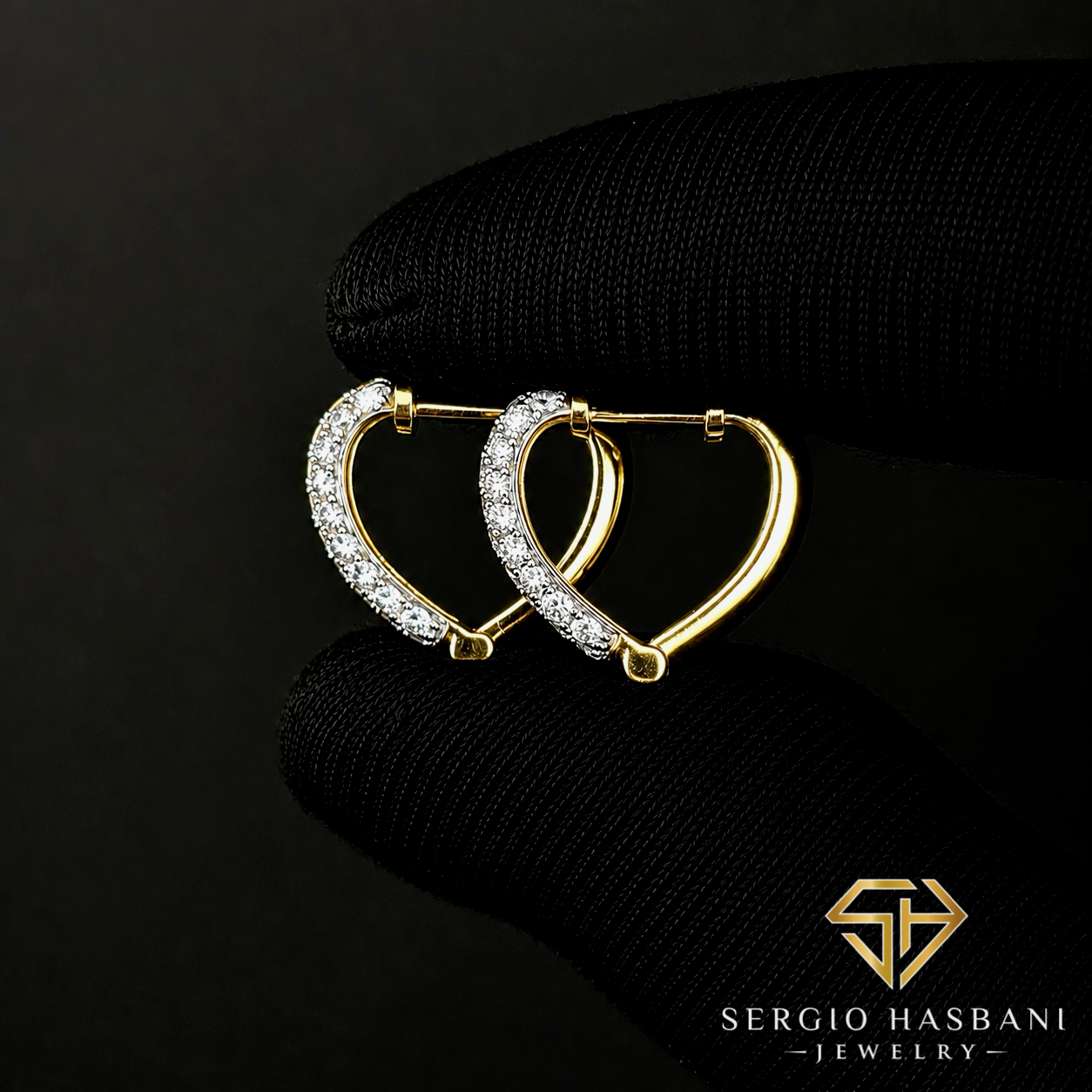 10K LOVHUGGS VVS Lab Diamond Earrings