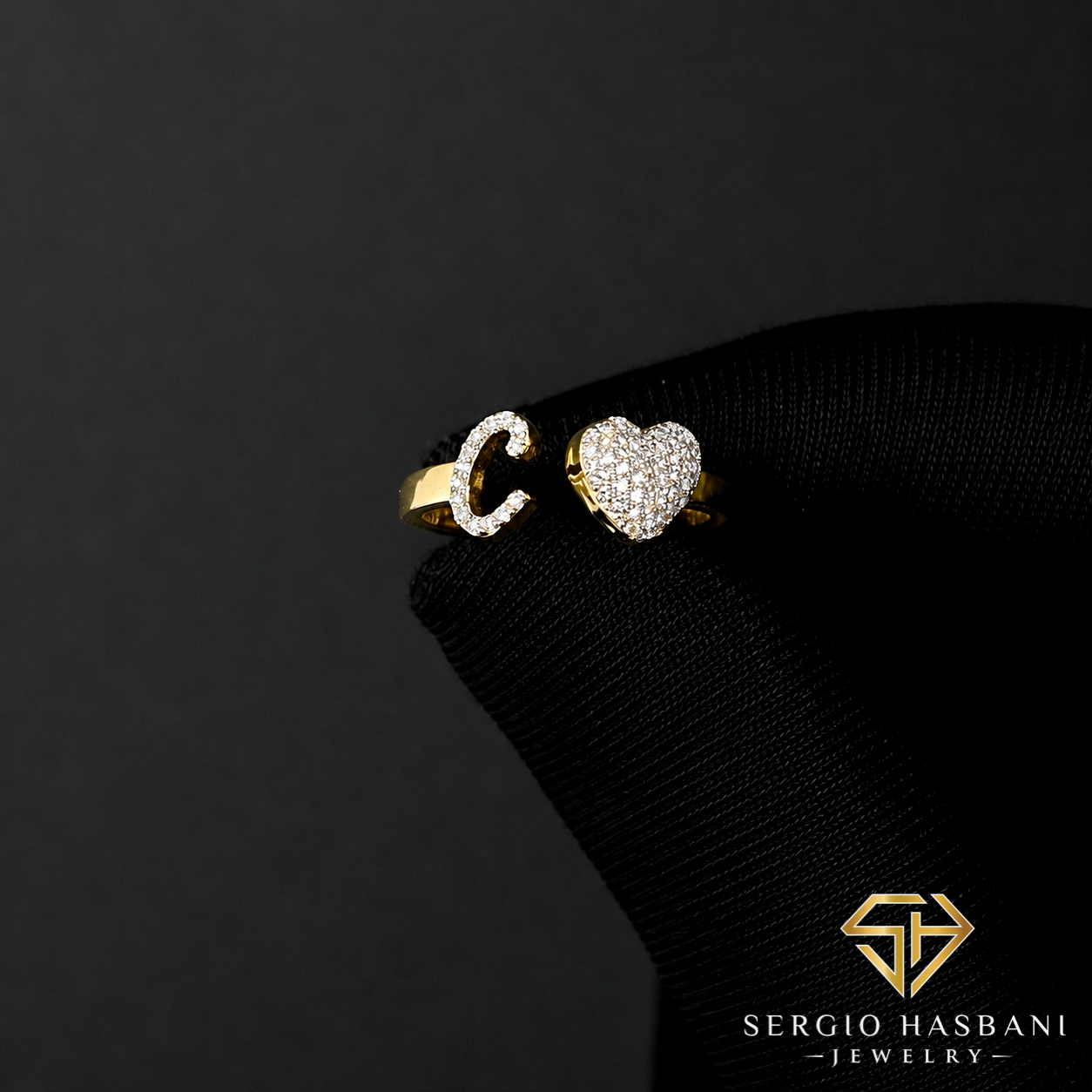 10K Heart Letter Diamond Ring ''C''