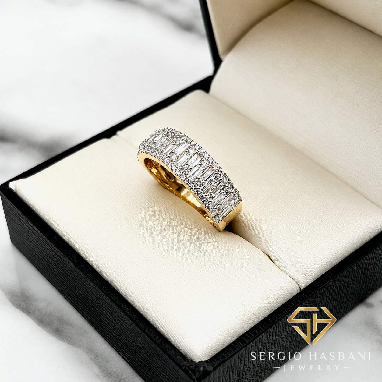 10K MIRRA Diamond Ring