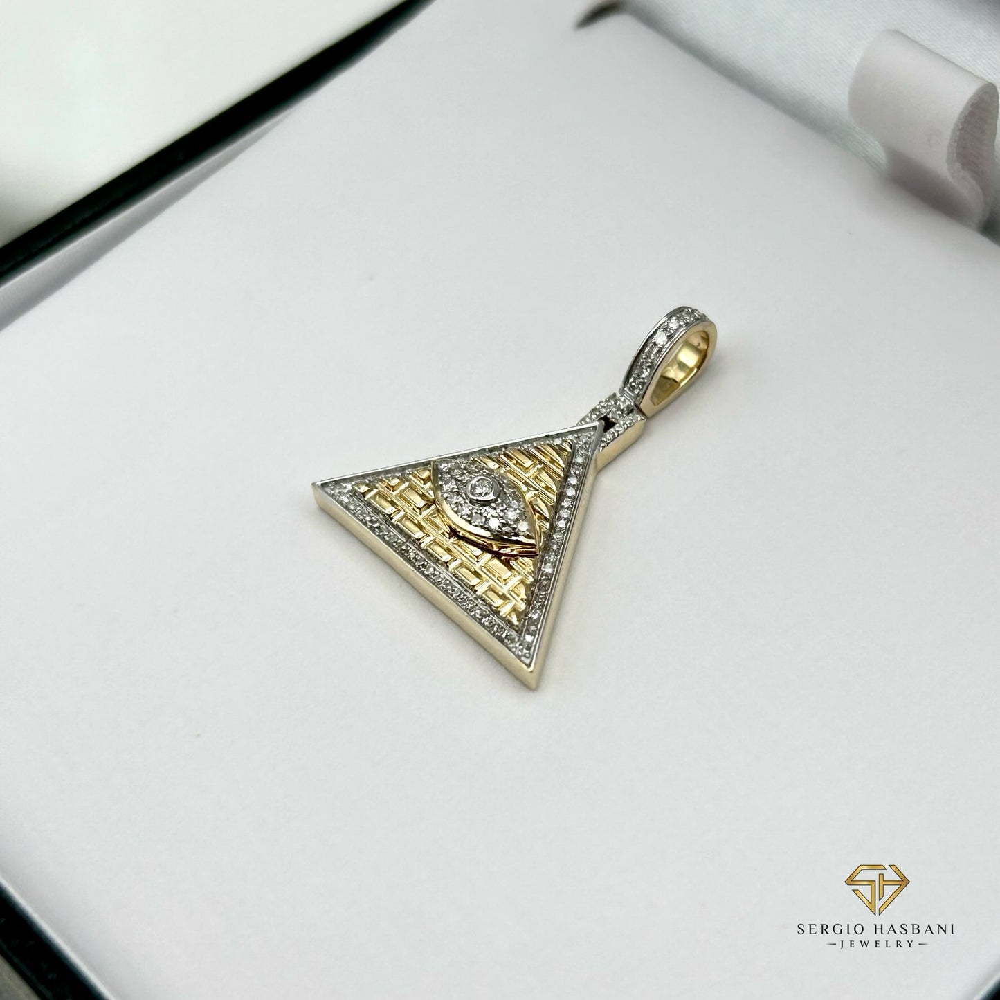 10K M'NATI Diamond Pendant