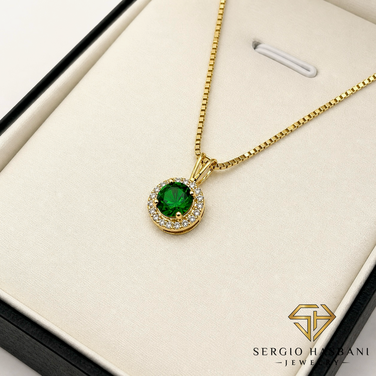 10K OMERA Lab Diamond & Emerald Necklace