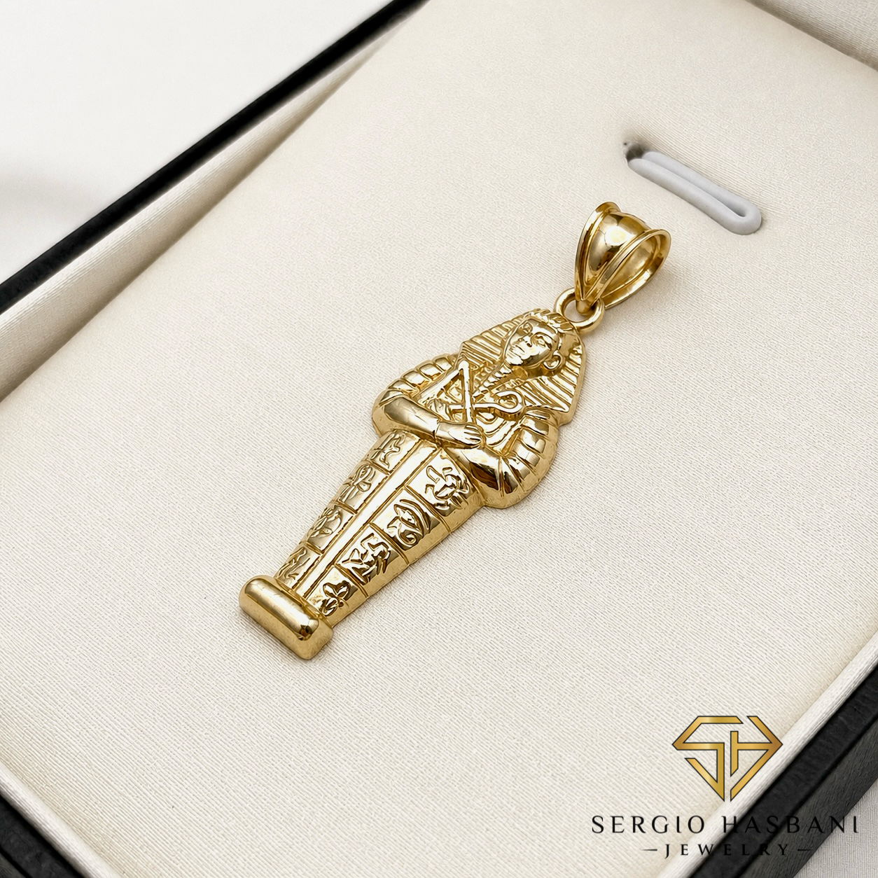 10K PHARAOH Pendant