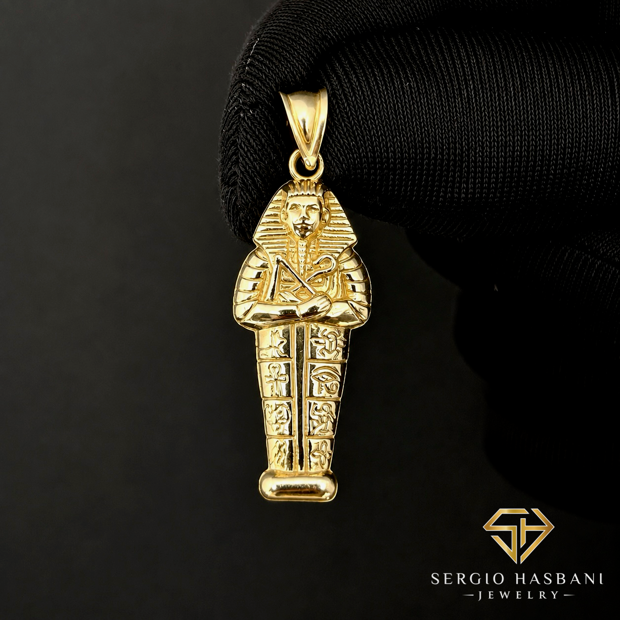 10K PHARAOH Pendant