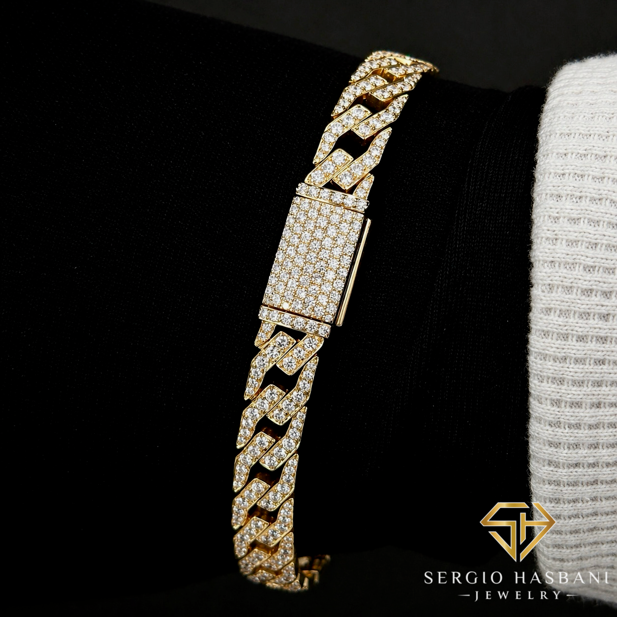 10K RAZR2 BOX VVS Lab Diamond Bracelet