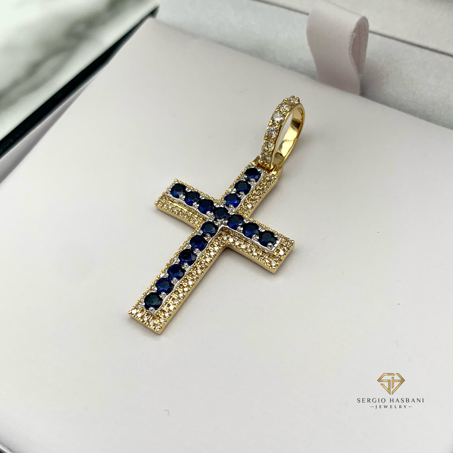 10K SAPHIRO Diamond Cross Pendant