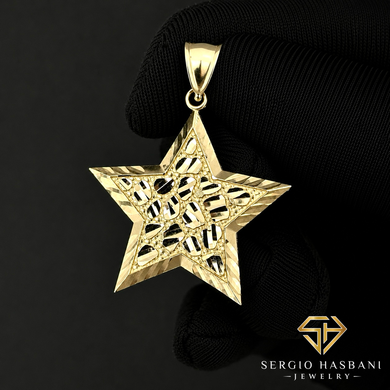 10K Nugget STAR Pendant