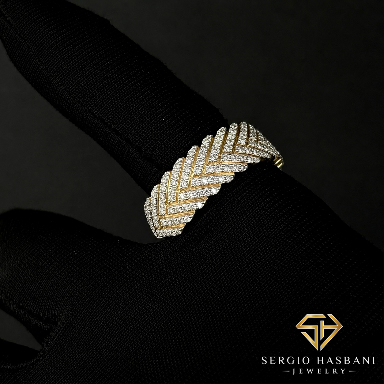 10K TRACKZ Diamond Ring