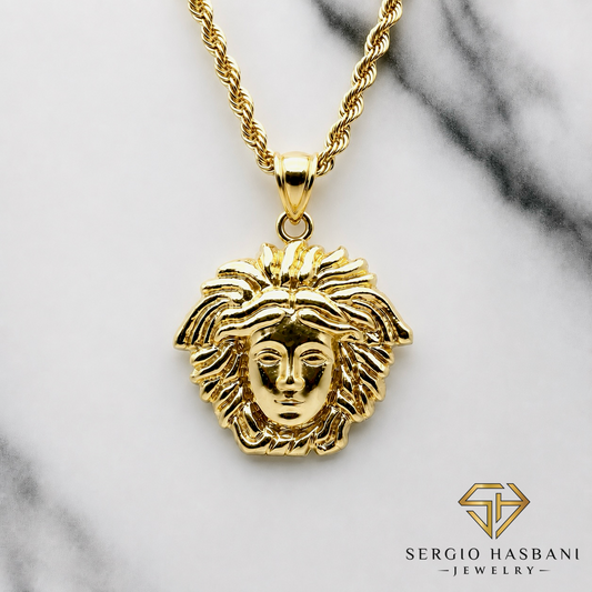 10K VERSANI2 Medusa Head Pendant