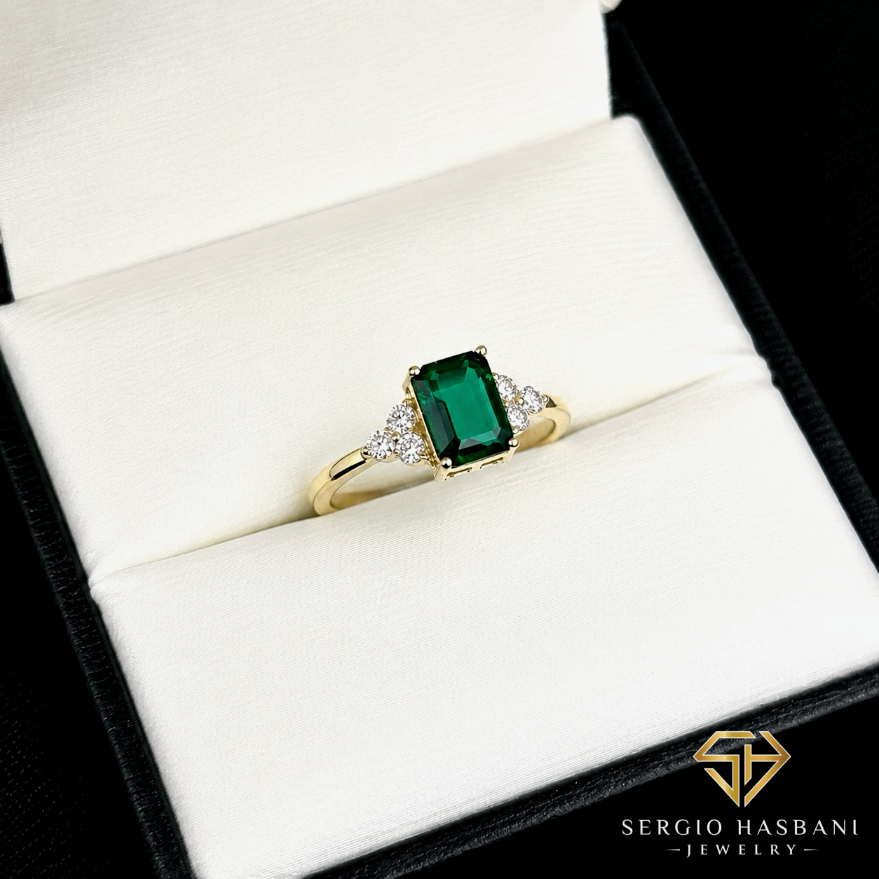 10K ZAMBI Lab Emerald & Diamond Ring